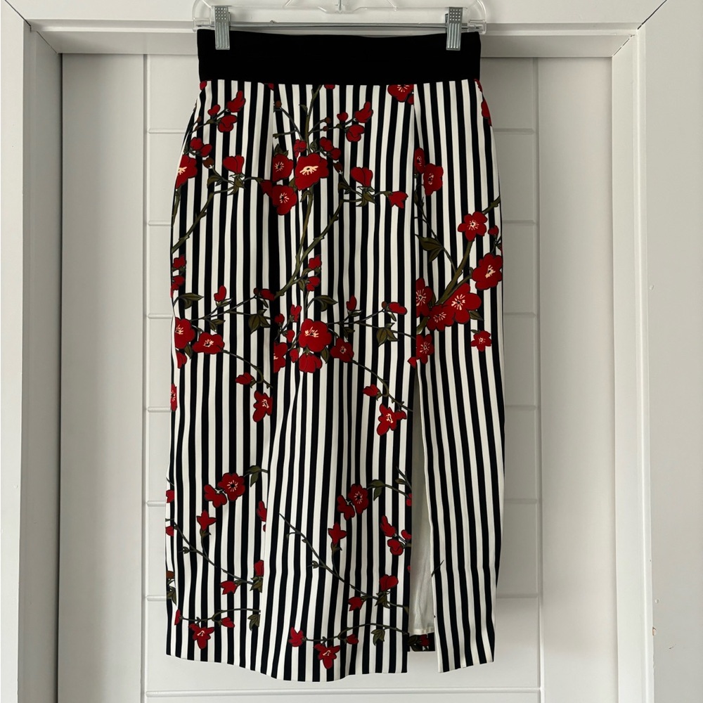 L’Wren Scott Floral Striped Skirt. Made in Italy NEW With Tags !